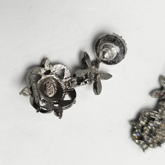 Joan Rivers Vintage-Inspired Silver-Tone Floral Drop Earrings With Clear Crystal - Picture 3 of 4